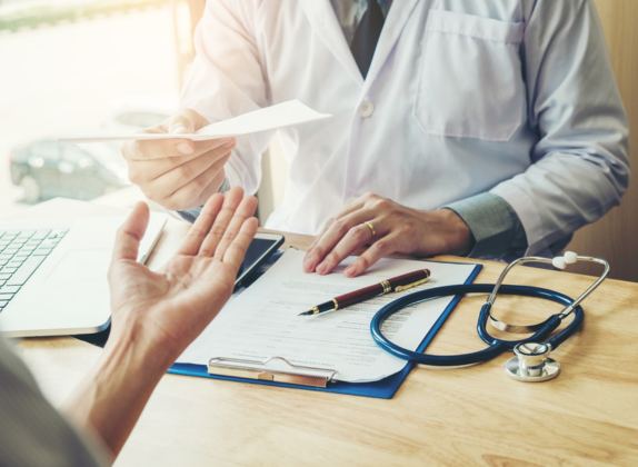 que se necesita para sacar un certificado médico